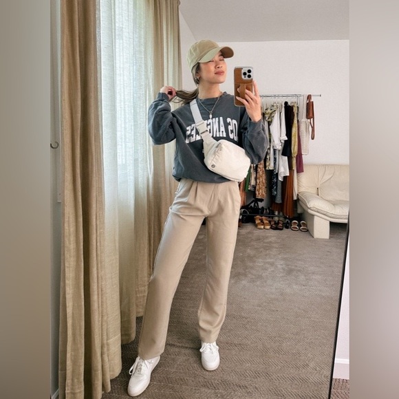 NWOT A&F Tailored Relaxed Straight Pant w/ Criss Cross Waist in Light Taupe - Picture 4 of 7